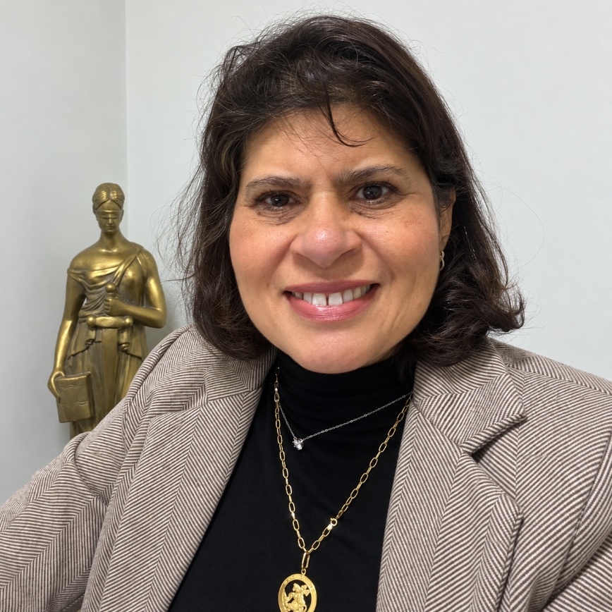 Dra. Luciana Soares Ferreira